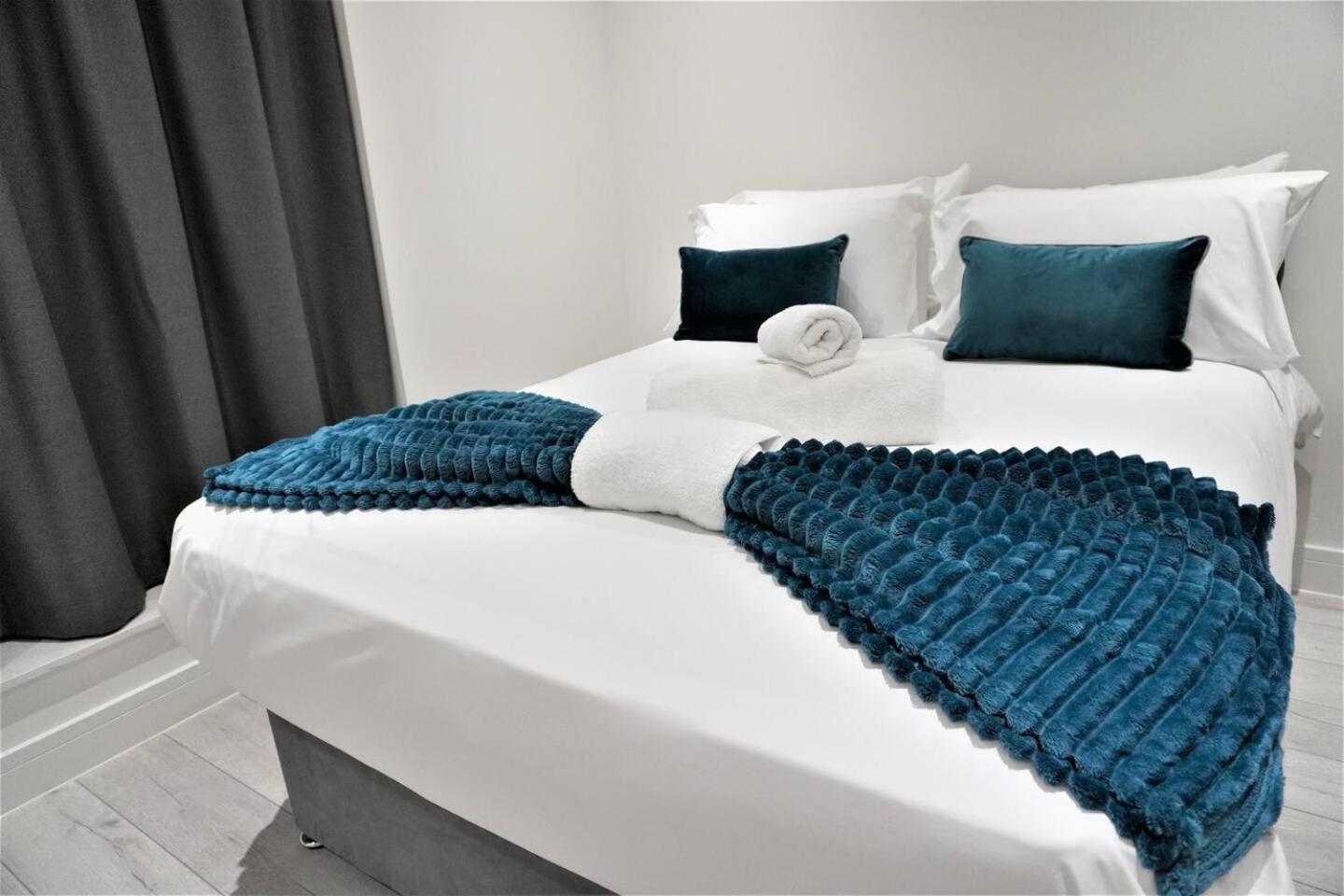 Queens Luxury Apartments Wembley Stadium - ลอนดอน ภายนอก รูปภาพ