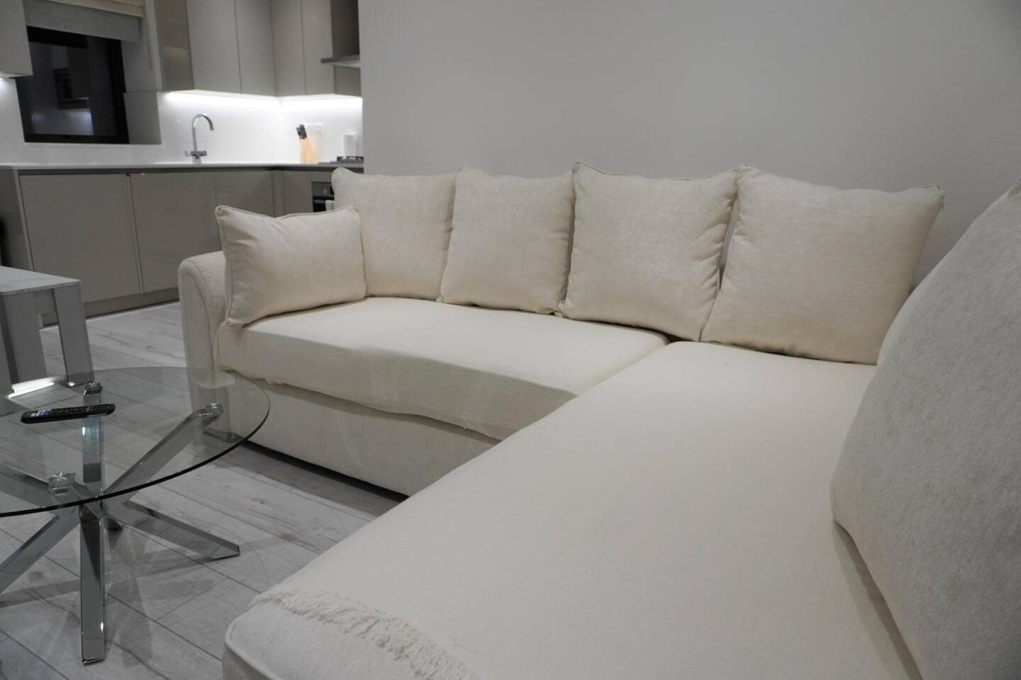 Queens Luxury Apartments Wembley Stadium - ลอนดอน ภายนอก รูปภาพ