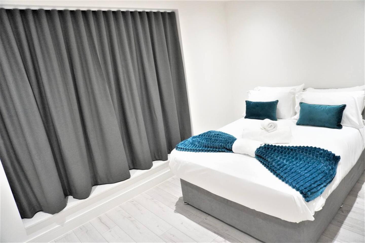 Queens Luxury Apartments Wembley Stadium - ลอนดอน ภายนอก รูปภาพ