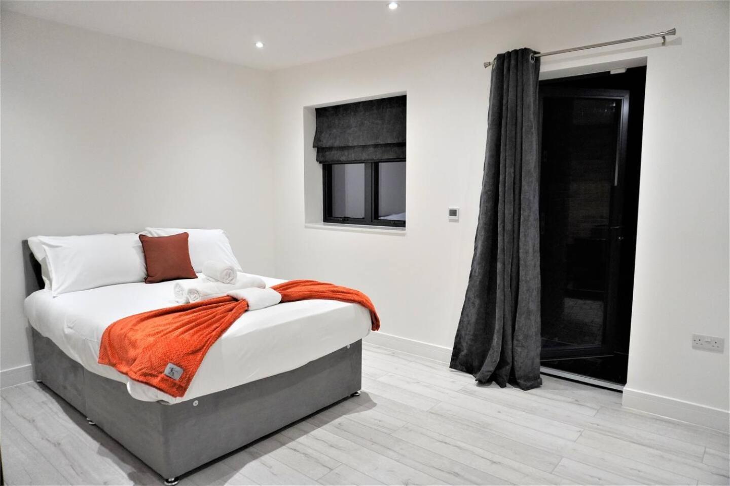 Queens Luxury Apartments Wembley Stadium - ลอนดอน ภายนอก รูปภาพ