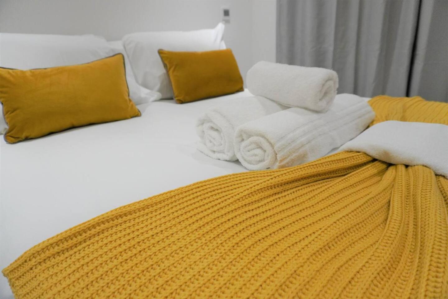 Queens Luxury Apartments Wembley Stadium - ลอนดอน ภายนอก รูปภาพ