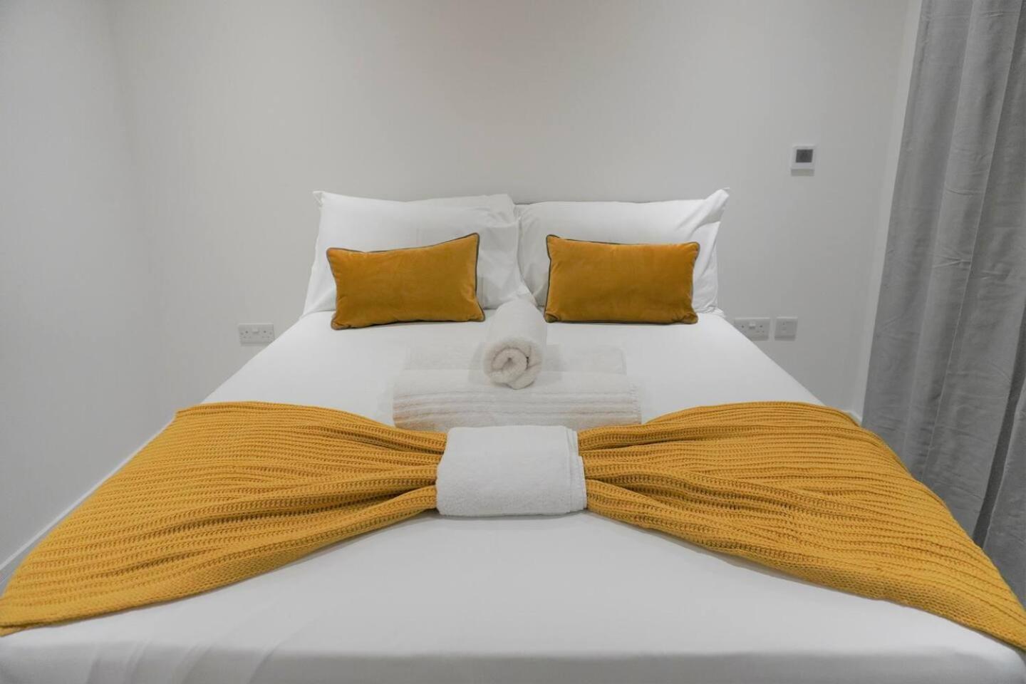 Queens Luxury Apartments Wembley Stadium - ลอนดอน ภายนอก รูปภาพ