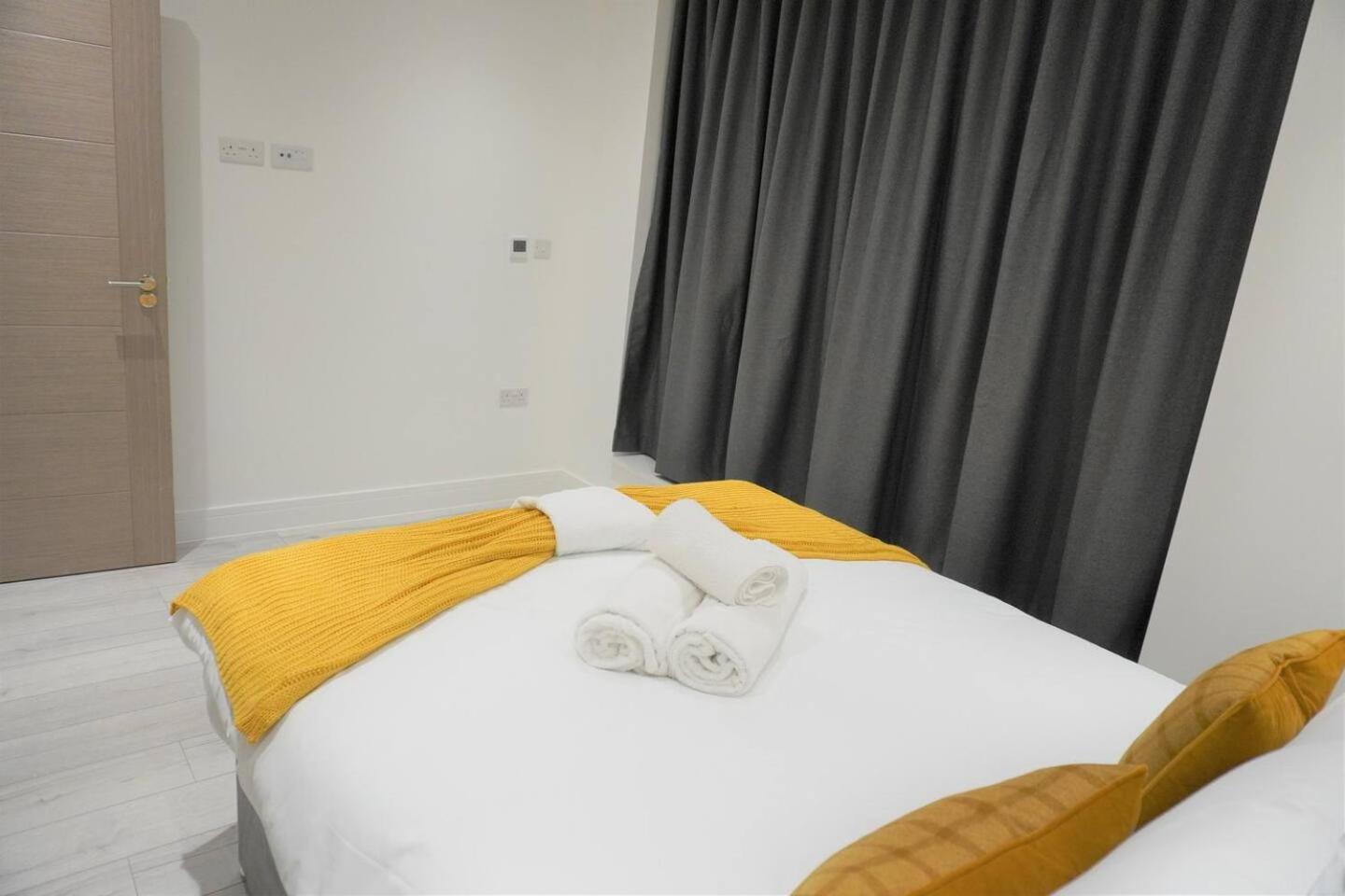 Queens Luxury Apartments Wembley Stadium - ลอนดอน ภายนอก รูปภาพ